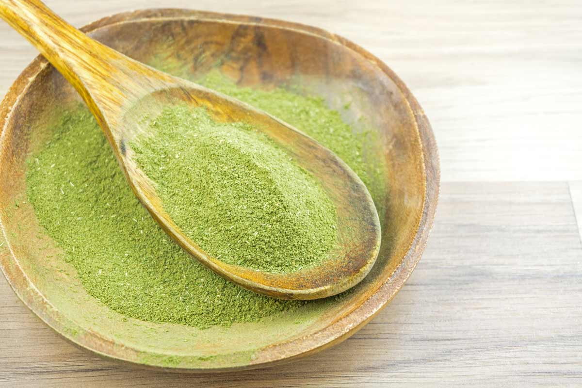 The Dark and Light of Kratom Navigating Its Complex Effects